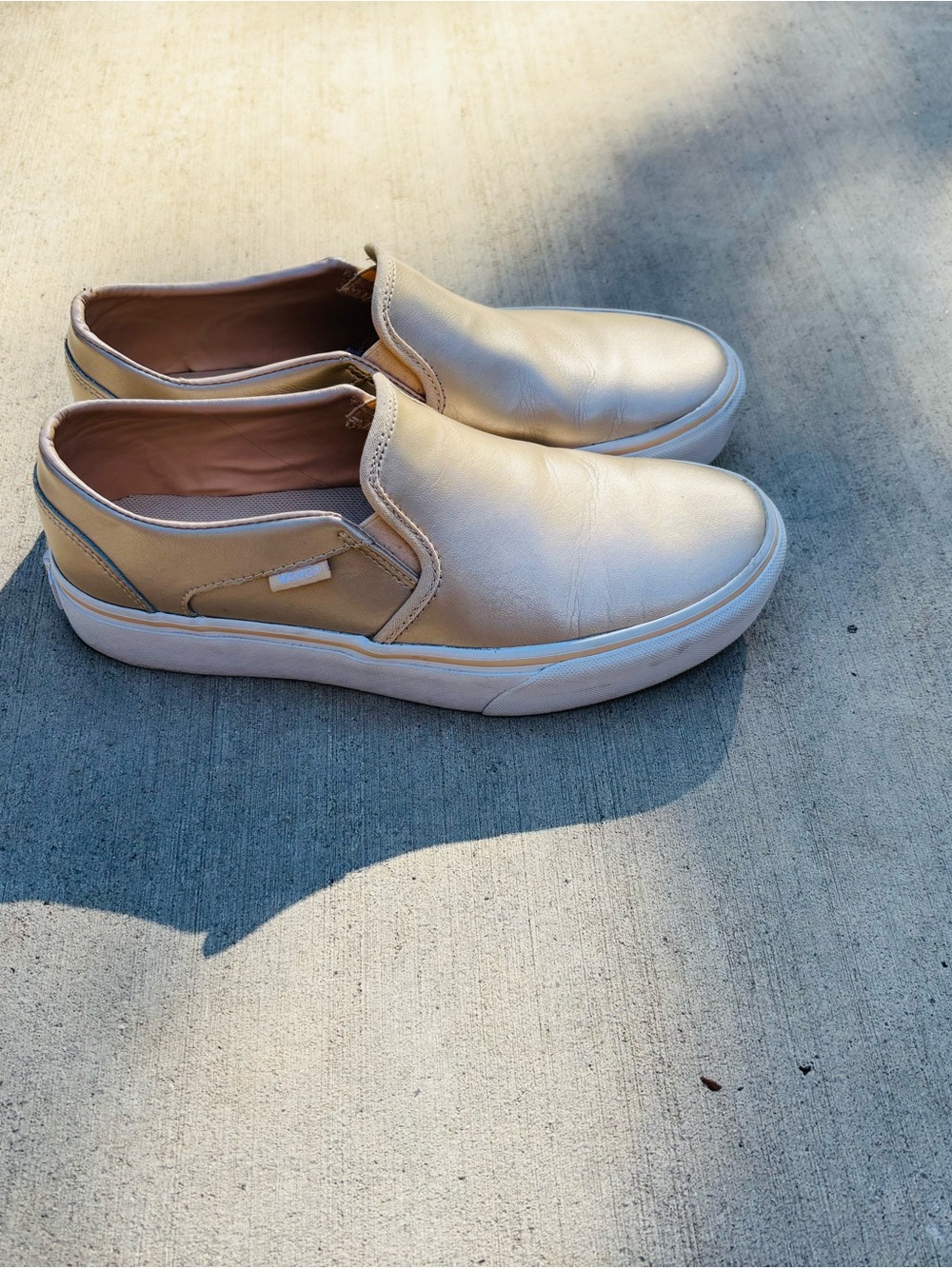 Vans Women’s Slip-On Loafers — Light Tan, or Metallic gold size 8.5 - Picture 13 of 13